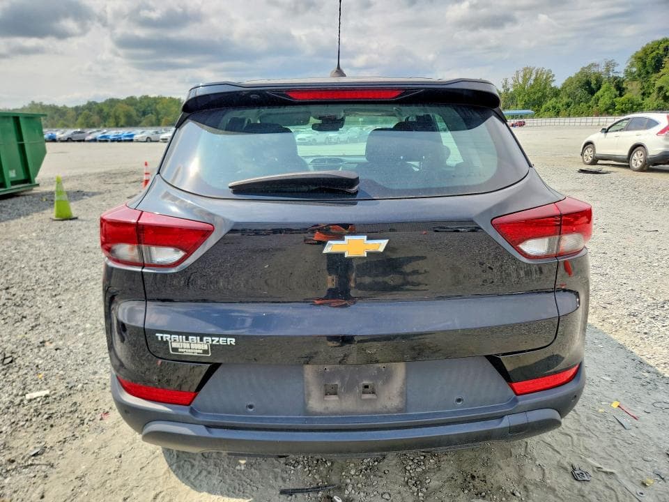 2021 CHEVROLET TRAILBLAZER LS 6