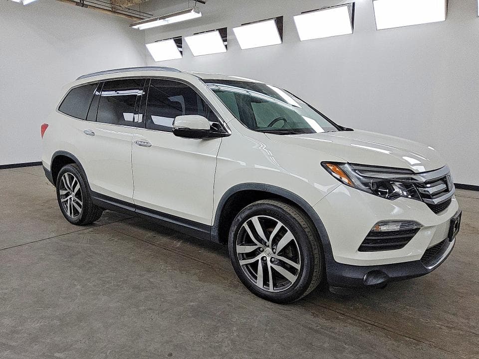 2017 HONDA PILOT ELITE 4