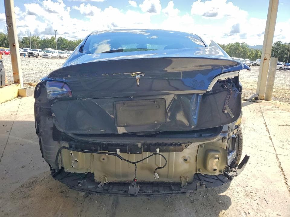 2022 TESLA MODEL 3 6