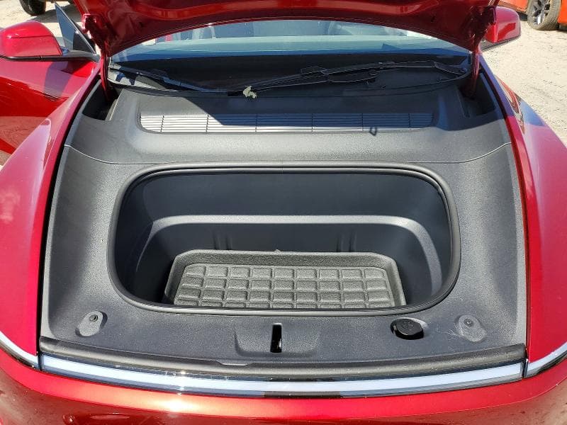 2026 TESLA MODEL Y 11