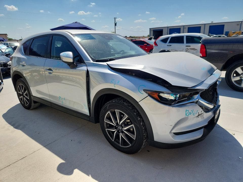 2018 MAZDA CX-5 TOURING 4