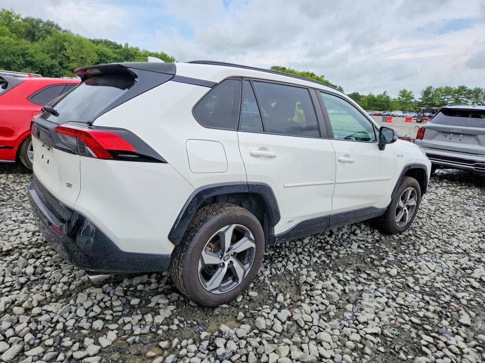 2021 TOYOTA RAV4 PRIME SE 3