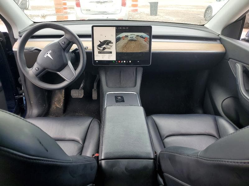 2022 TESLA MODEL Y 8