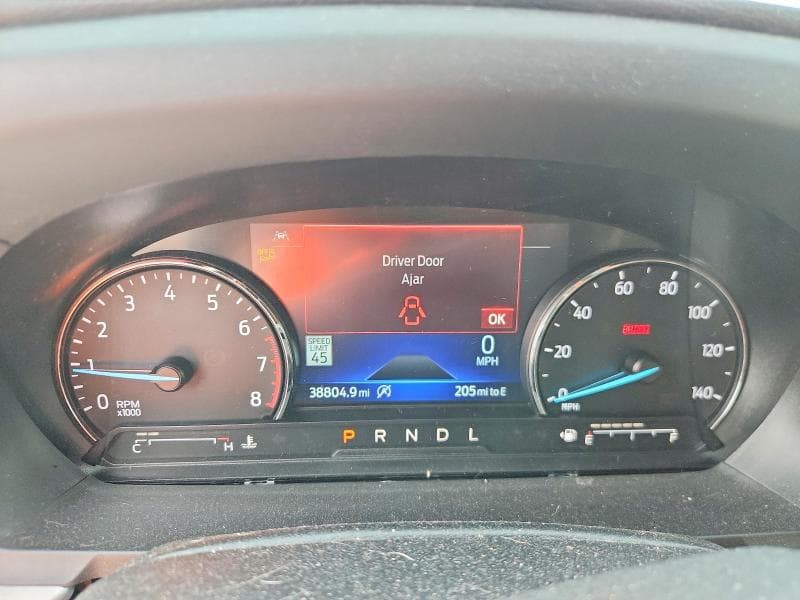 2021 FORD EXPLORER XLT 9