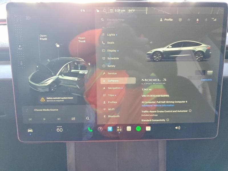 2025 TESLA MODEL 3 9