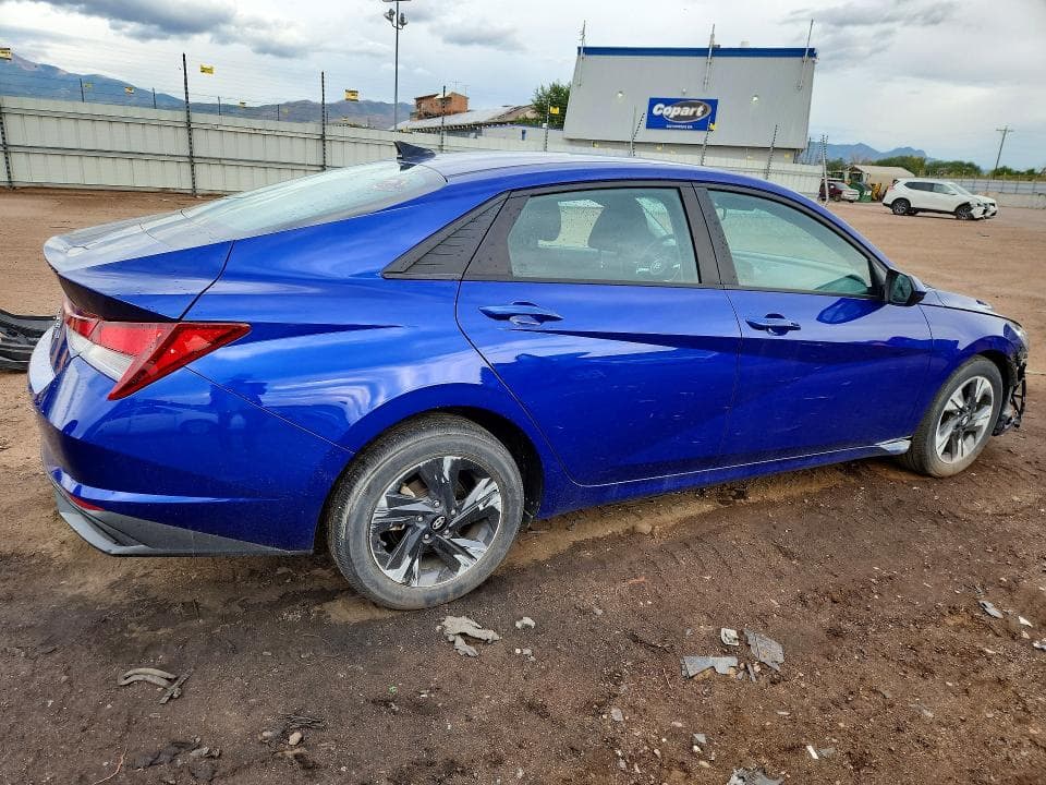 2023 HYUNDAI ELANTRA SEL 3