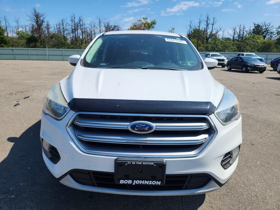 2017 FORD ESCAPE SE 5