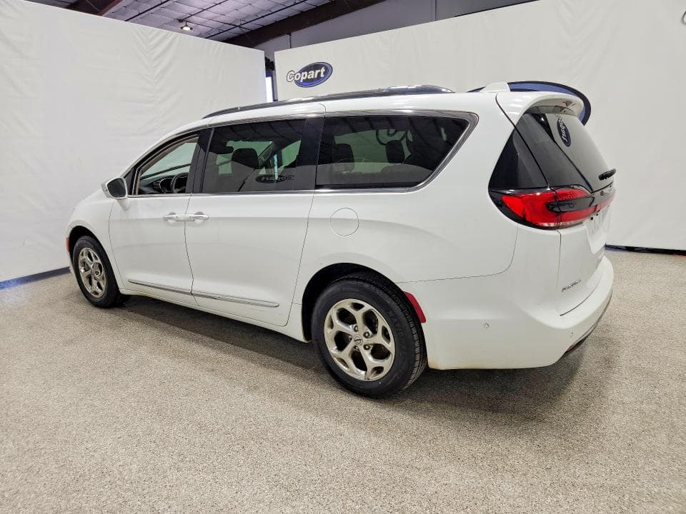 2021 CHRYSLER PACIFICA LIMITED 2