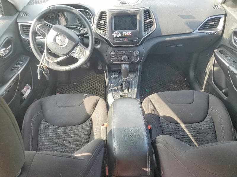 2019 JEEP CHEROKEE LATITUDE 8