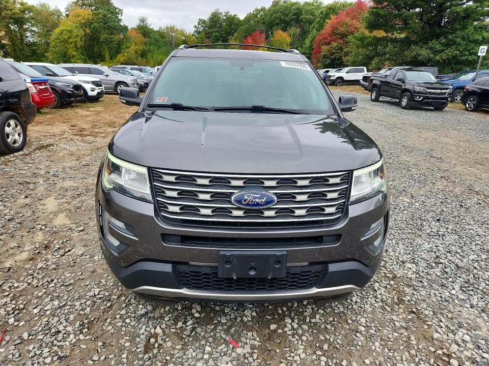 2017 FORD EXPLORER XLT 5