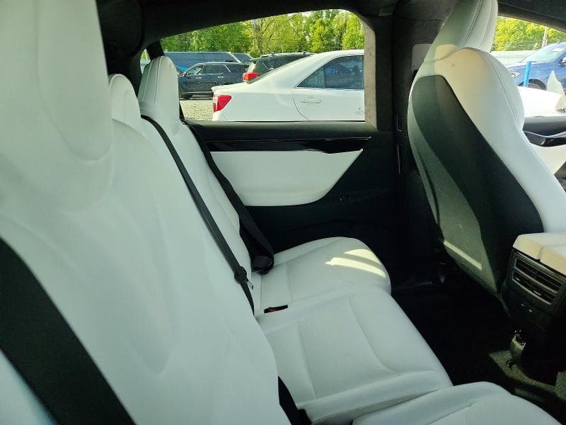 2021 TESLA MODEL X 11