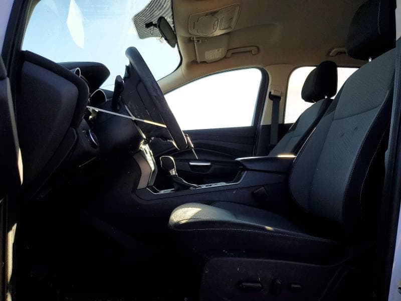 2017 FORD ESCAPE SE 7