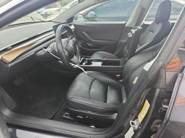 2018 TESLA MODEL 3 7