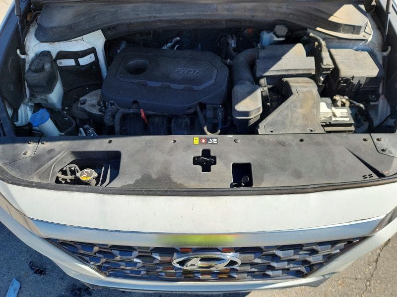 2019 HYUNDAI SANTA FE SE 12