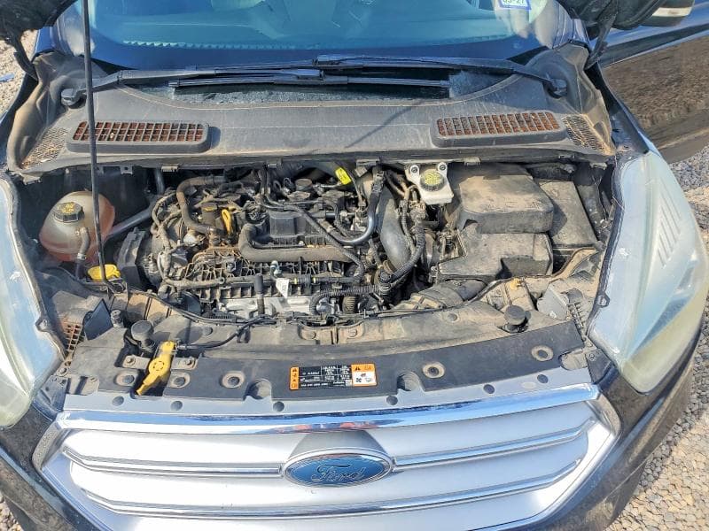 2017 FORD ESCAPE TITANIUM 12