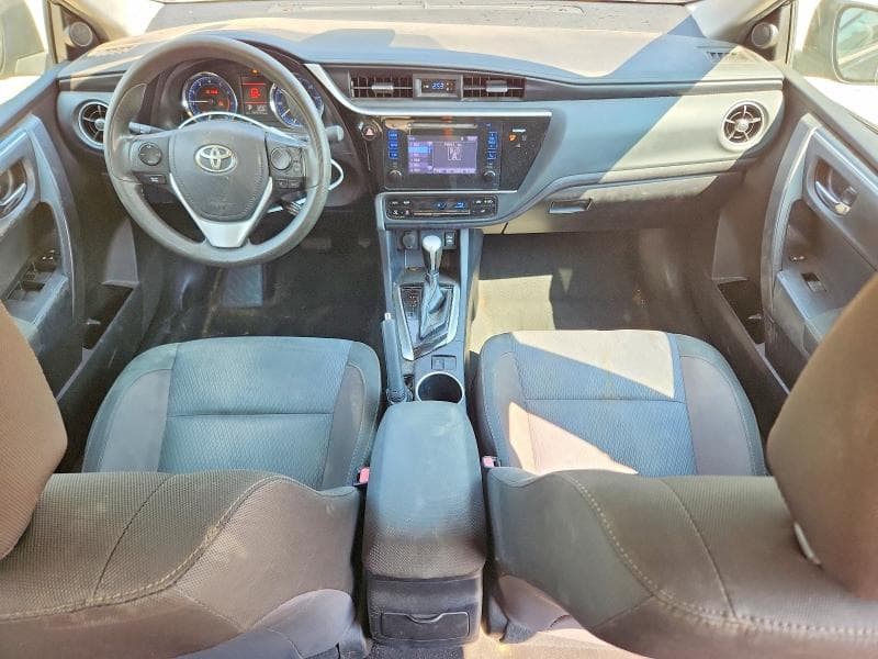 2017 TOYOTA COROLLA LE 8