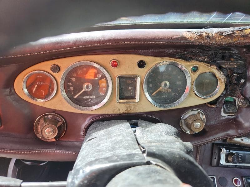 1974 MG MGB GT 9