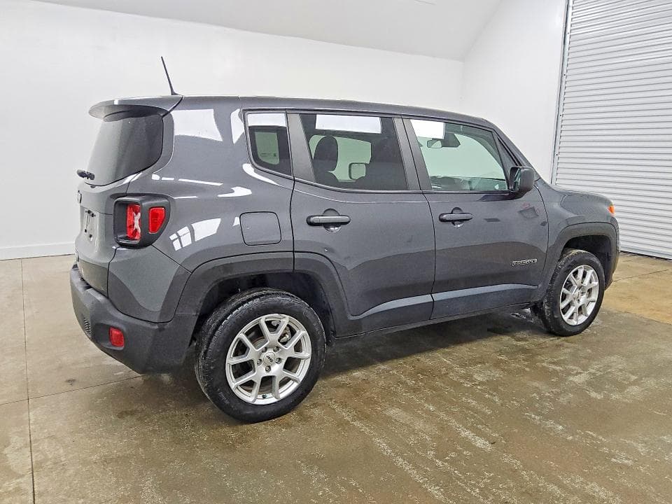 2023 JEEP RENEGADE 3