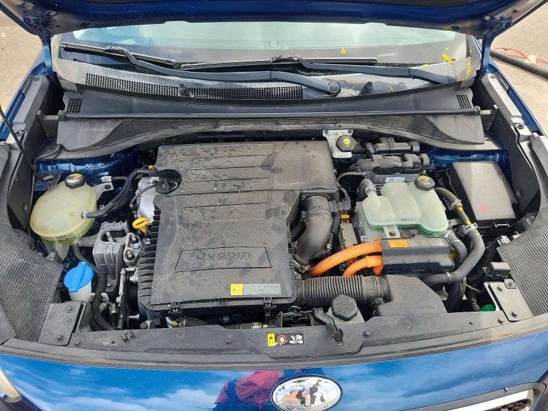 2017 KIA NIRO LX 12