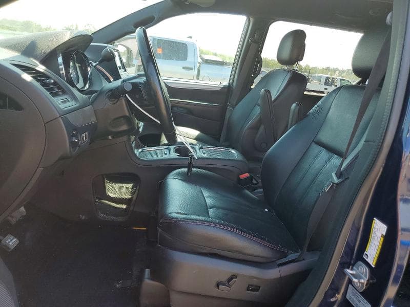 2017 DODGE GRAND CARAVAN GT 7