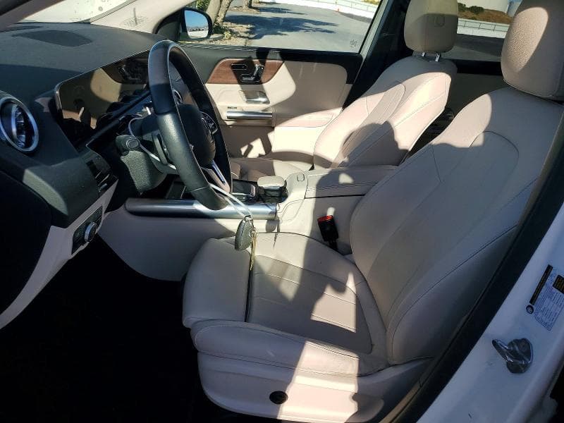 2022 MERCEDES-BENZ GLA 250 7