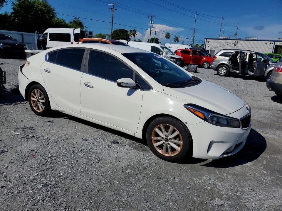 2017 KIA FORTE S 4