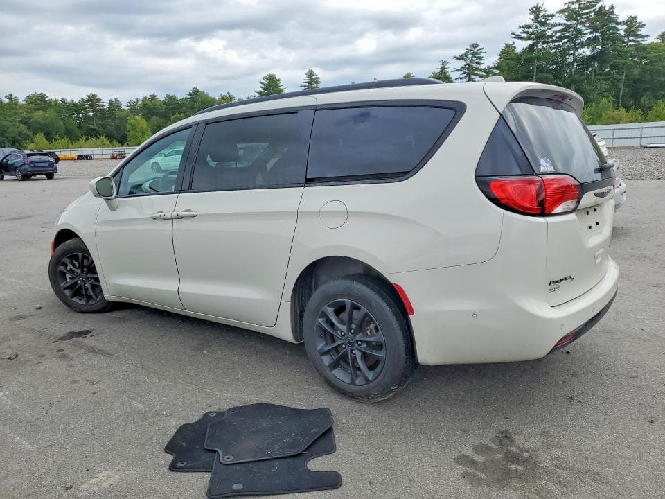2020 CHRYSLER PACIFICA TOURING L 2