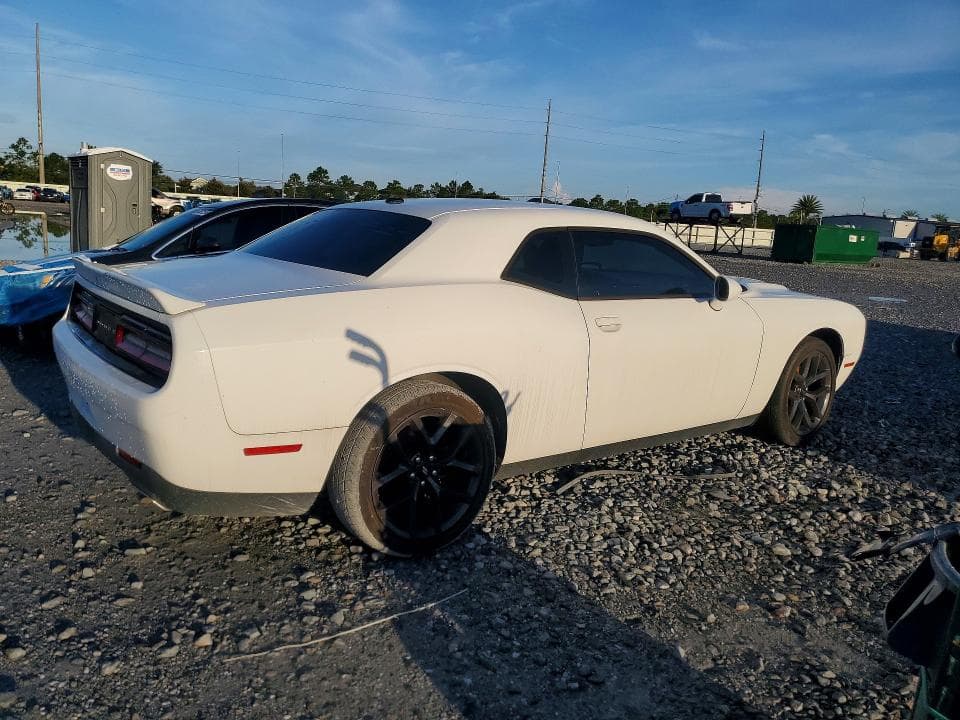 2019 DODGE CHALLENGER SXT 3
