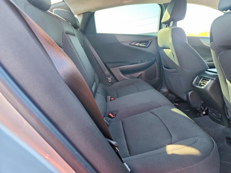 2017 CHEVROLET MALIBU LT 10