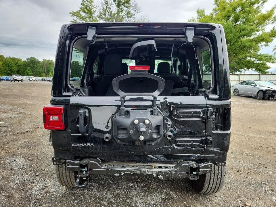2026 JEEP WRANGLER SAHARA 6