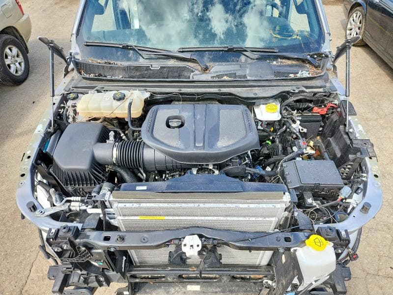 2025 RAM 1500 LARAMIE 11