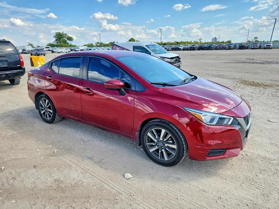 2021 NISSAN VERSA SV 4