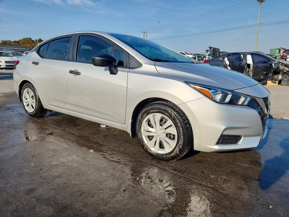 2021 NISSAN VERSA S 4