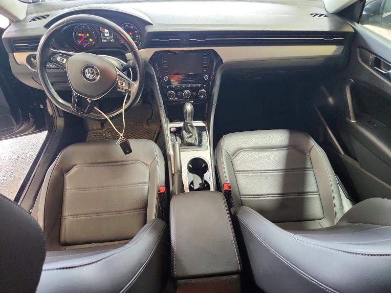 2020 VOLKSWAGEN PASSAT SE 8