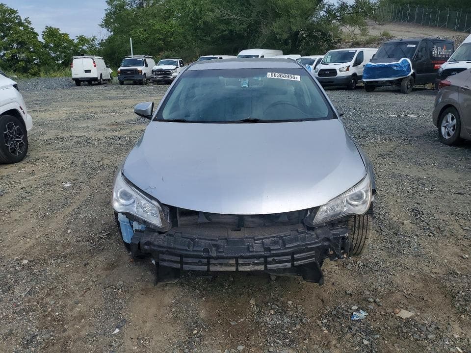 2017 TOYOTA CAMRY LE 5
