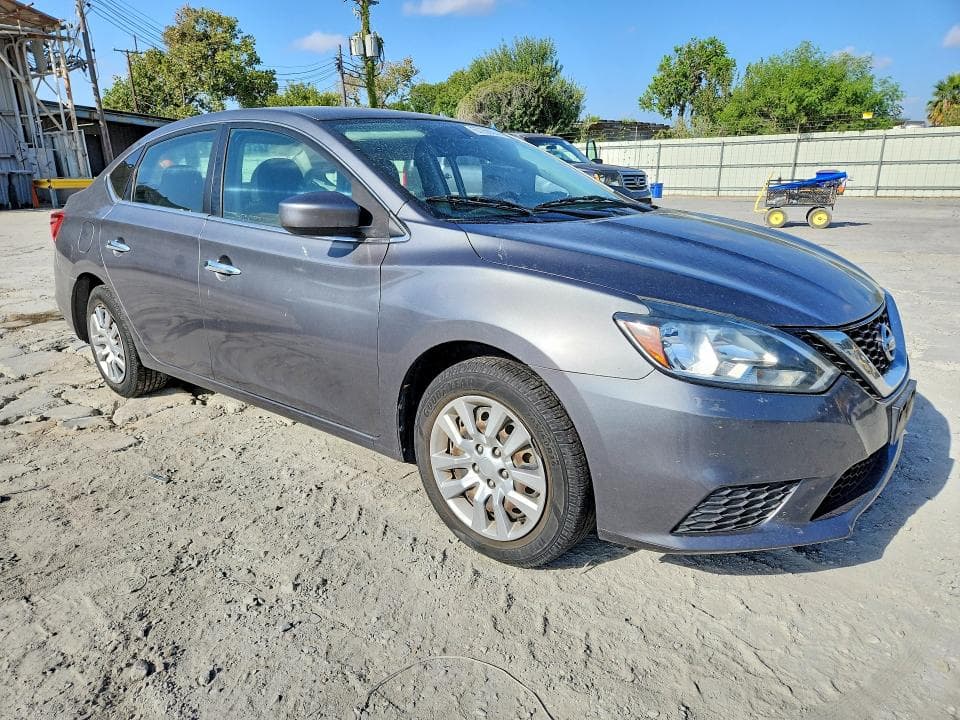 2018 NISSAN SENTRA S 4