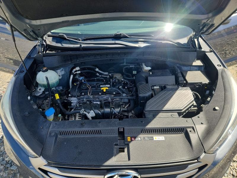 2018 HYUNDAI TUCSON SE 12