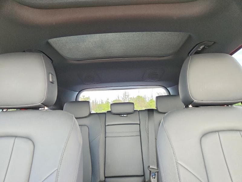 2025 MERCEDES-BENZ GLA 250 4MATIC 10