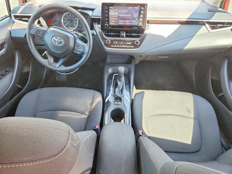 2021 TOYOTA COROLLA LE 8