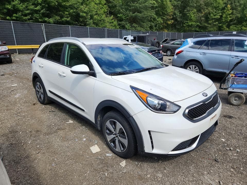 2019 KIA NIRO LX 4