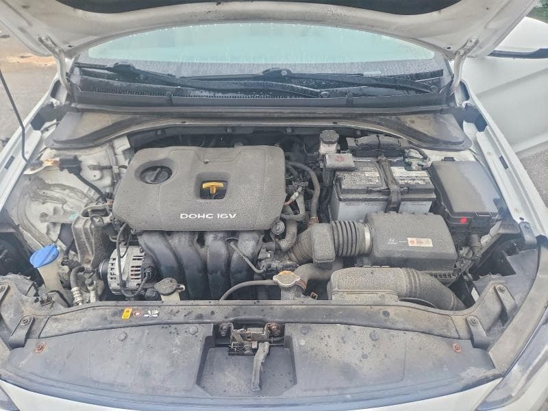 2017 HYUNDAI ELANTRA SE 11
