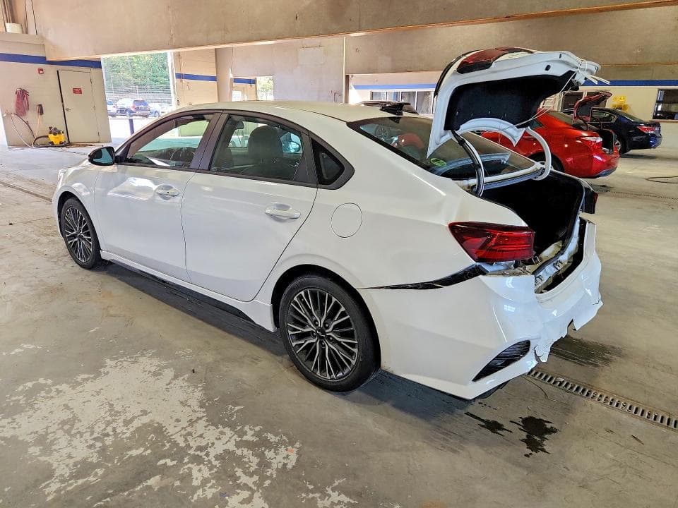 2023 KIA FORTE GT LINE 2