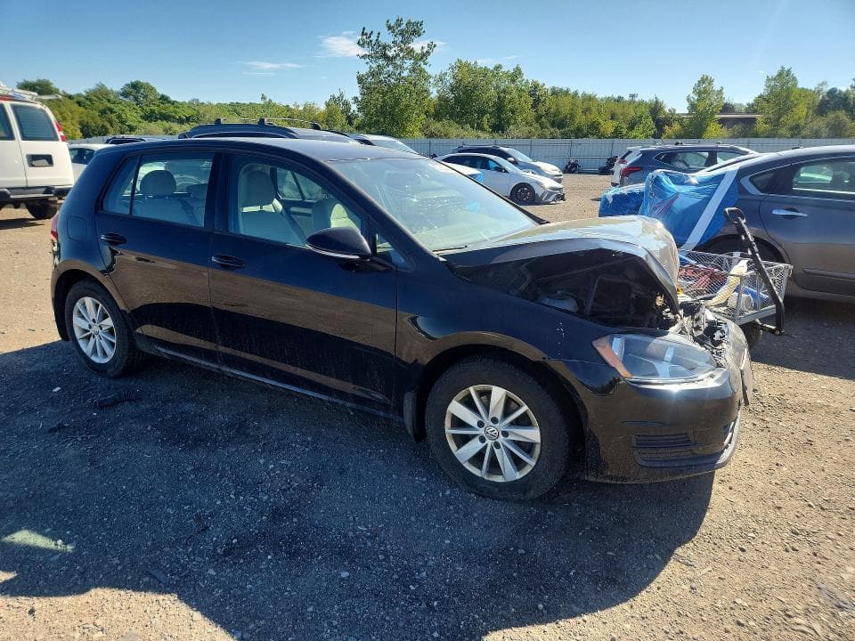 2017 VOLKSWAGEN GOLF S 4
