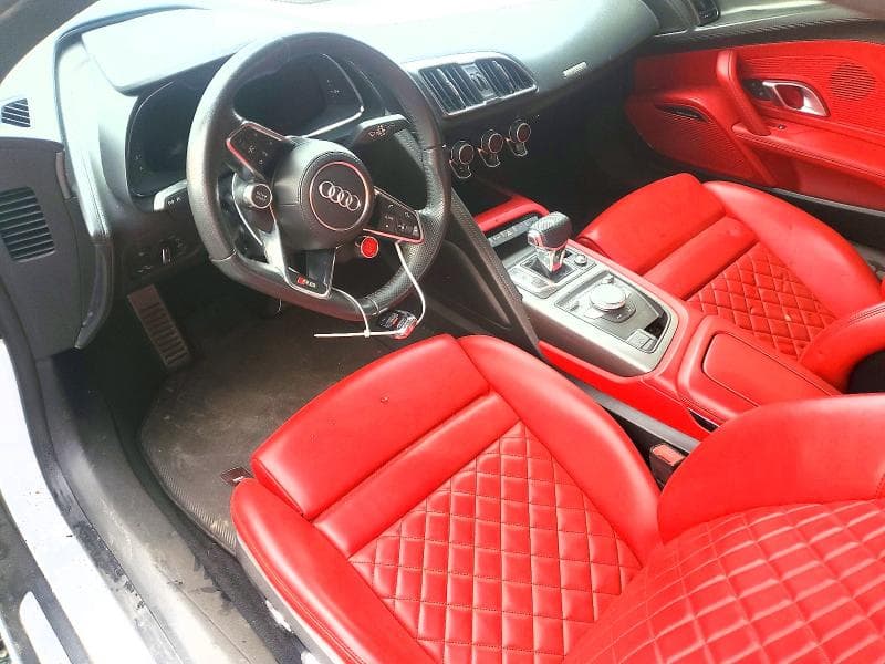 2020 AUDI R8 8