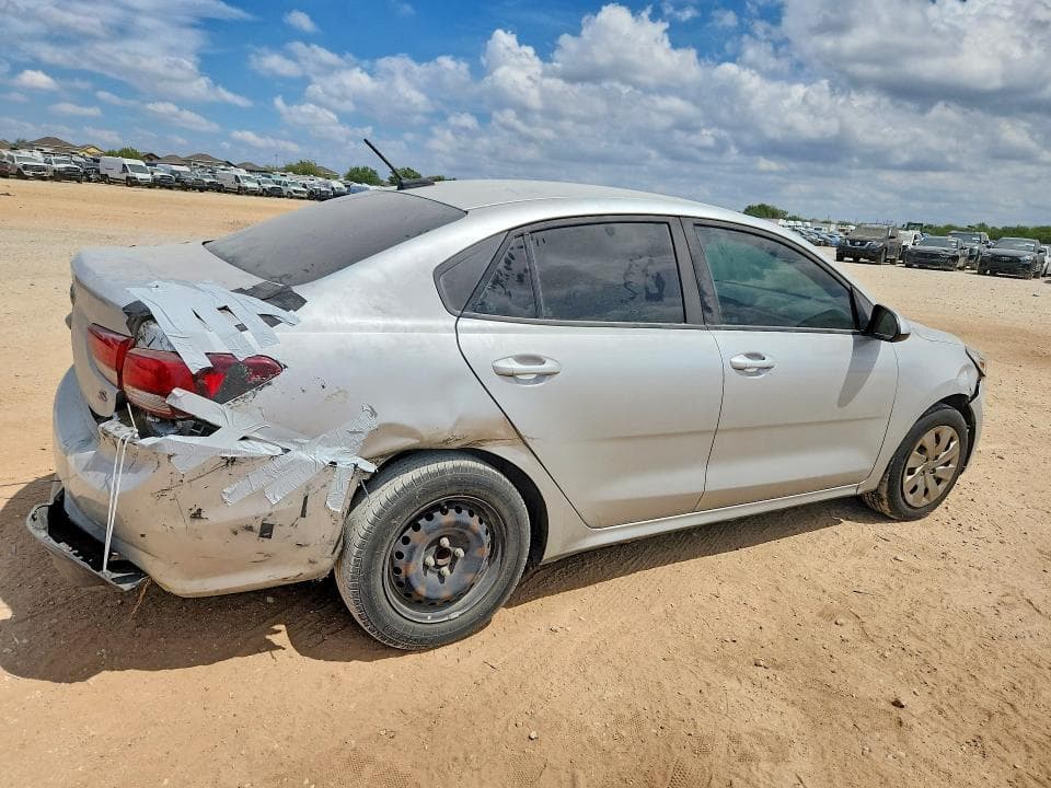 2018 KIA RIO S 3