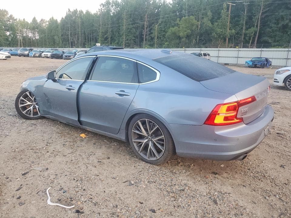 2018 VOLVO S90 T5 MOMENTUM 2