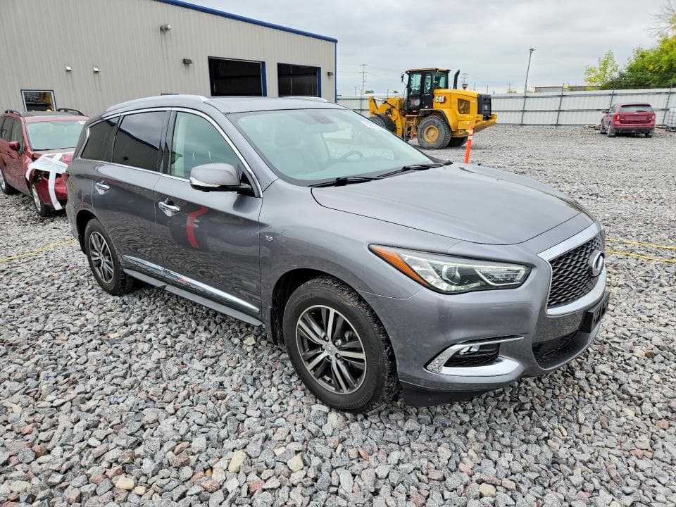2017 INFINITI QX60 BASE 4