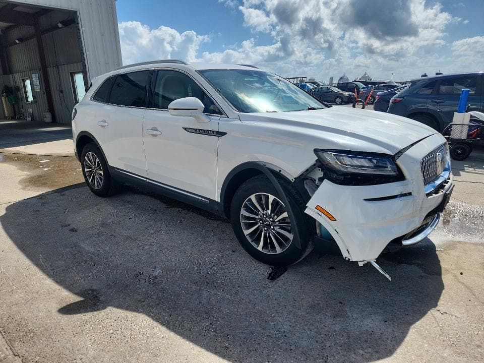 2022 LINCOLN NAUTILUS 4