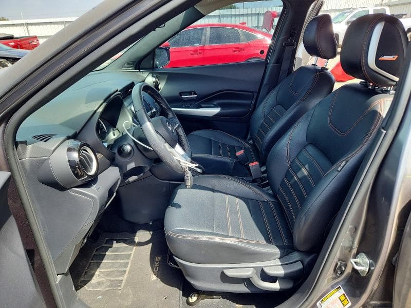 2019 NISSAN KICKS SR 7