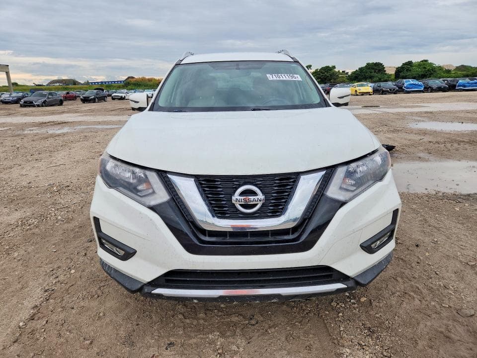 2017 NISSAN ROGUE SV 5
